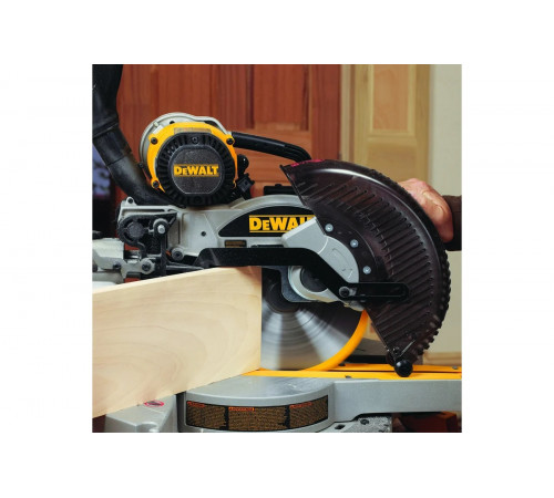 Торцовочная пила DEWALT DW 717XPS