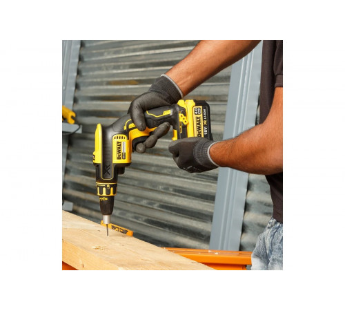 Аккумуляторный ленточный шуруповерт DEWALT DCF620N, 18 В, 30 Нм, 4400 об/мин, без АКБ и ЗУ DCF620N-XJ