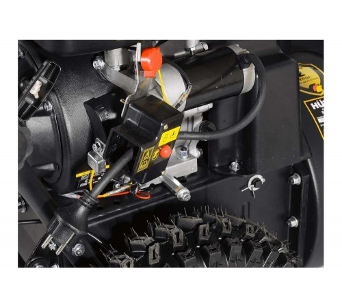 Снегоуборщик бензиновый Huter SGC 4100L Снегоуборщик бензиновый Huter SGC 4100L