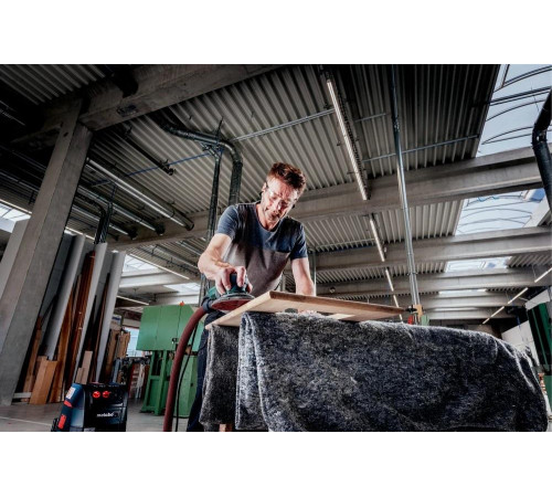 Эксцентриковая машина METABO SXE 150-5.0 BL (615050000)