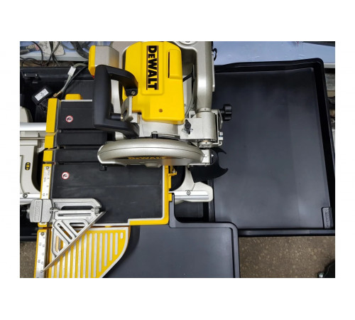 Плиткорезный станок DEWALT D24000