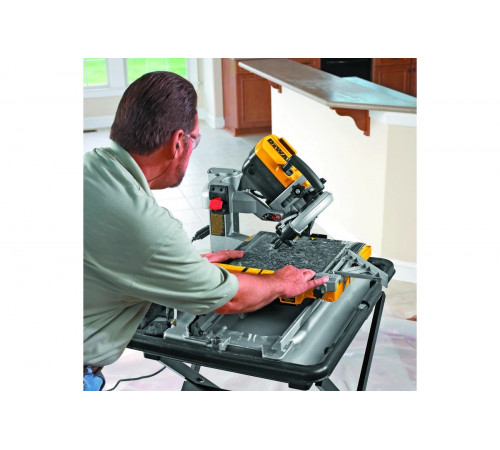 Плиткорезный станок DEWALT D24000
