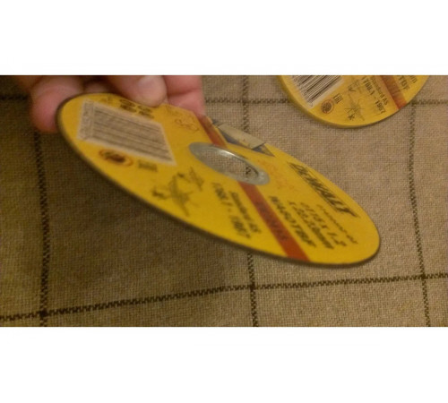 Круг отрезной по металлу INDUSTRIAL (115х22,2 мм) DEWALT DT42240Z