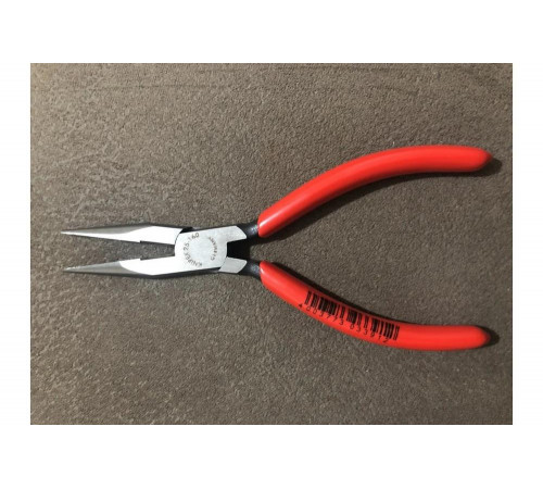 Длинногубцы с резцом KNIPEX KN-2501160 Длинногубцы с резцом KNIPEX KN-2501160