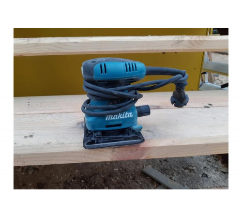 Вибрационная шлифмашина Makita BO 4555