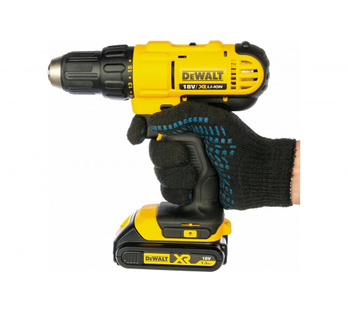 Аккумуляторная дрель-шуруповерт DEWALT DCD 771 C2