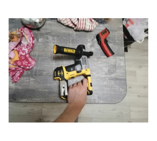 Бесщеточный перфоратор Dewalt 18 В XR SDS-Plus DCH172N-XJ
