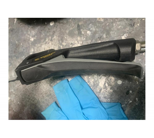 Короткий продувочный пистолет с безопасной форсункой RODCRAFT 8240S 8955000009 Короткий продувочный пистолет с безопасной форсункой RODCRAFT 8240S 8955000009
