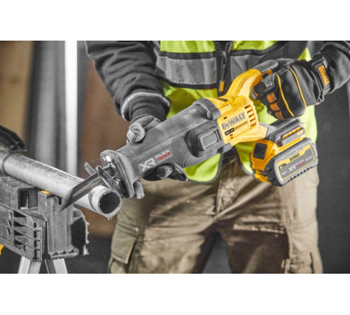 Сабельная пила Dewalt 18 В XR FLEXVOLT ADVANTAGE DCS386NT-XJ