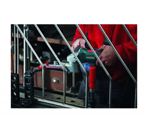 Машинка шлифовальная ленточная METABO BFE 9-20 (602244000) Машинка шлифовальная ленточная METABO BFE 9-20 (602244000)
