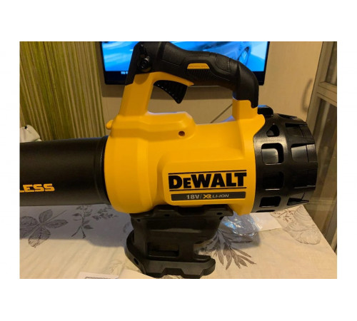 Аккумуляторный воздуходув DEWALT 18 В XR BRUSHLESS DCM562PB