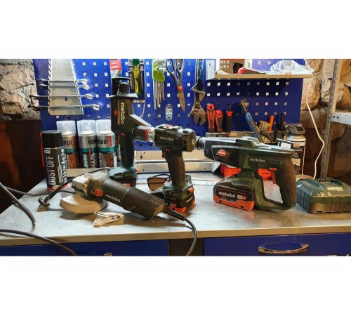 Аккумуляторная ножовка Metabo SSE 18 LTX BL Compact 602366850 Аккумуляторная ножовка Metabo SSE 18 LTX BL Compact 602366850