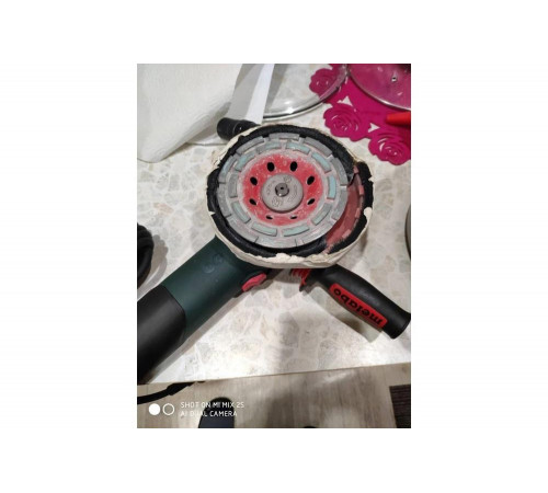 Набор METABO УШМ (болгарка) WEV 17-125 Quick (600516000) + Японский нож KIOMO Набор METABO УШМ (болгарка) WEV 17-125 Quick (600516000) + Японский нож KIOMO