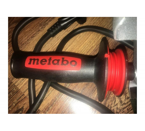 Набор METABO УШМ (болгарка) WEV 17-125 Quick (600516000) + Японский нож KIOMO Набор METABO УШМ (болгарка) WEV 17-125 Quick (600516000) + Японский нож KIOMO