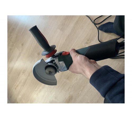 Набор METABO УШМ (болгарка) WEV 17-125 Quick (600516000) + Японский нож KIOMO Набор METABO УШМ (болгарка) WEV 17-125 Quick (600516000) + Японский нож KIOMO