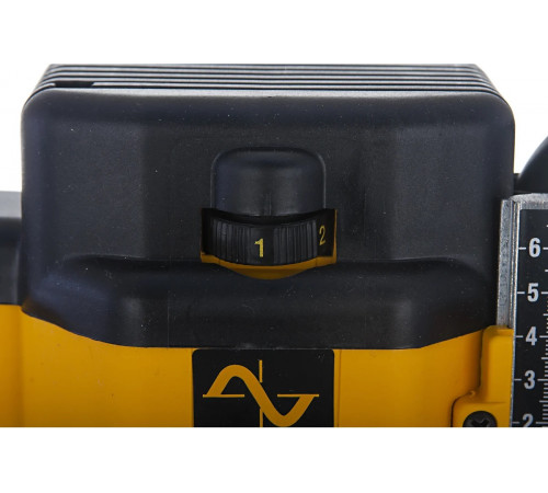 Фрезер DEWALT DW 625 E