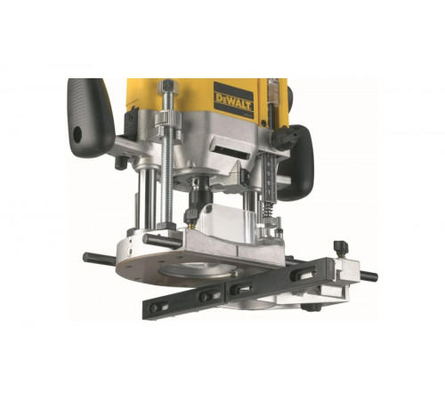 Фрезер DEWALT DW 625 E