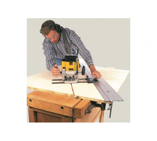 Фрезер DEWALT DW 625 E