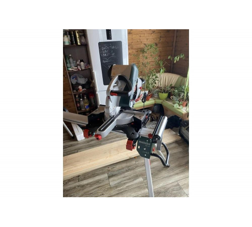 Торцовочная пила Metabo KGS 254 I Plus 0102540200