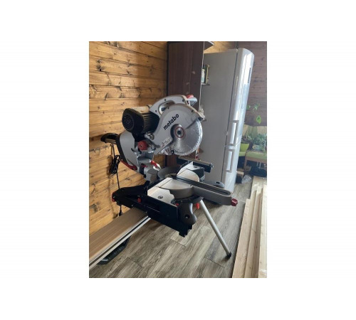 Торцовочная пила Metabo KGS 254 I Plus 0102540200