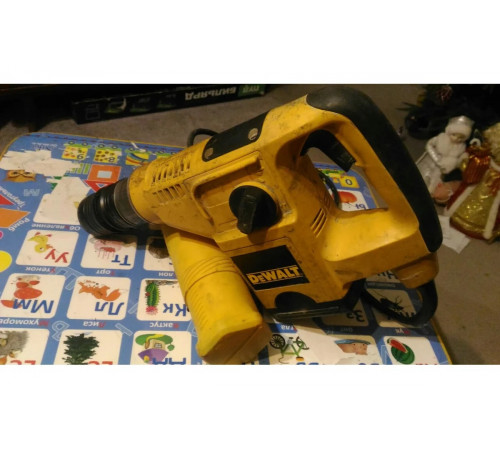 Перфоратор DEWALT D 25413 K