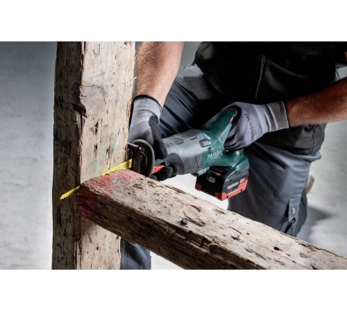 Аккумуляторная сабельная пила Metabo SSE 18 LTX BL 602267810 Аккумуляторная сабельная пила Metabo SSE 18 LTX BL 602267810