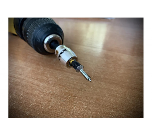 Магнитный держатель для бит IMPACT Torsion (50 мм) DEWALT DT70547T