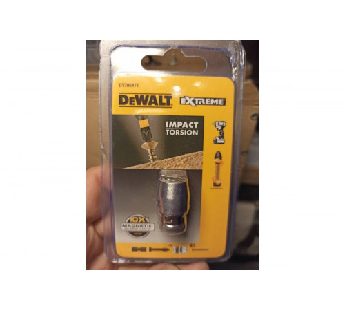 Магнитный держатель для бит IMPACT Torsion (50 мм) DEWALT DT70547T