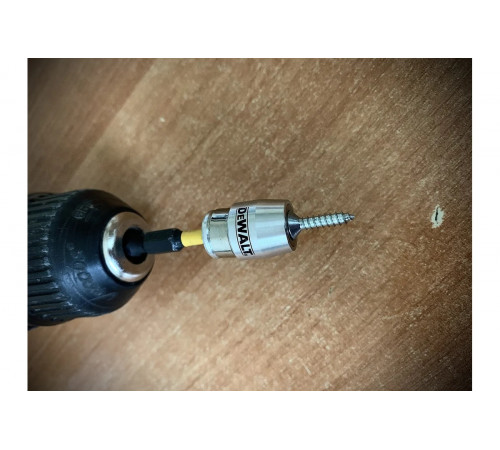 Магнитный держатель для бит IMPACT Torsion (50 мм) DEWALT DT70547T