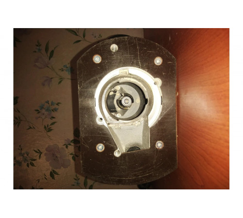 Фрезер DEWALT DW 621