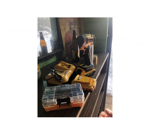 Бесщёточный импульсный шуруповерт Dewalt 18 В XR DCF850N-XJ