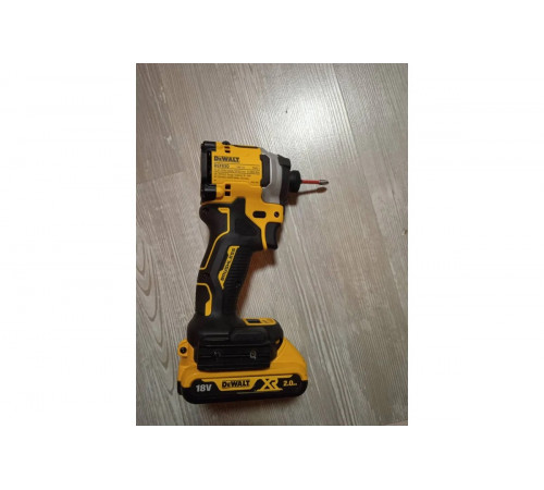 Бесщёточный импульсный шуруповерт Dewalt 18 В XR DCF850N-XJ