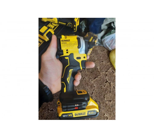 Бесщёточный импульсный шуруповерт Dewalt 18 В XR DCF850N-XJ