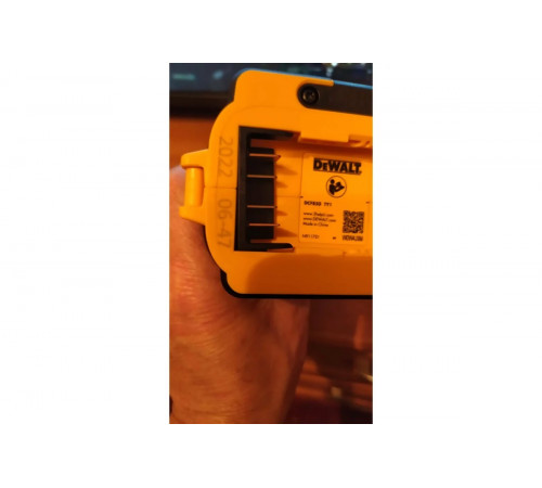 Бесщёточный импульсный шуруповерт Dewalt 18 В XR DCF850N-XJ