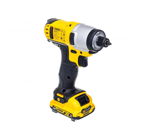 Аккумуляторный шуруповерт DEWALT DCF 815 D2
