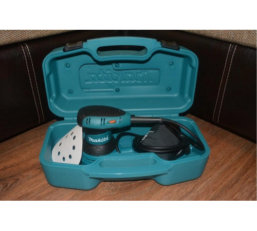 Эксцентриковая шлифмашина Makita BO5031K