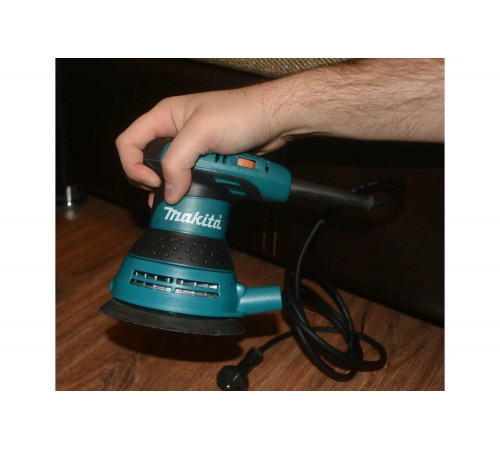 Эксцентриковая шлифмашина Makita BO5031K