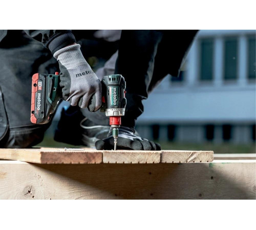 Шуруповерт METABO BS 18 L BL Q 602327500 Шуруповерт METABO BS 18 L BL Q 602327500