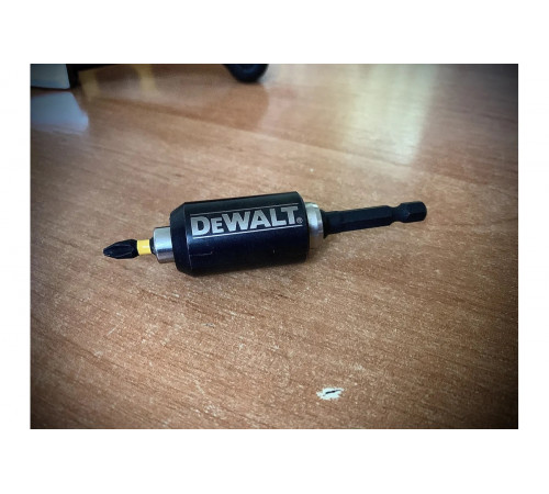 Держатель бит с гасителем удара (5.5 Нм) DEWALT DT7513T