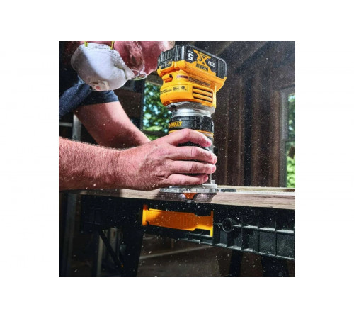 Аккумуляторный кромочный фрезер Dewalt DCW600N, 18В, без аккумулятора и ЗУ DCW600N-XJ