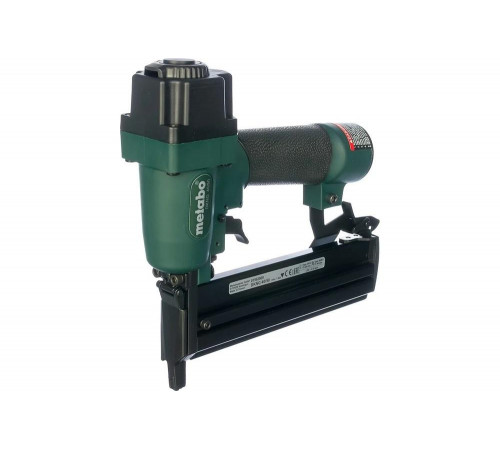 Степлер пневматический METABO DKNG 40/50 (601562500) Степлер пневматический METABO DKNG 40/50 (601562500)
