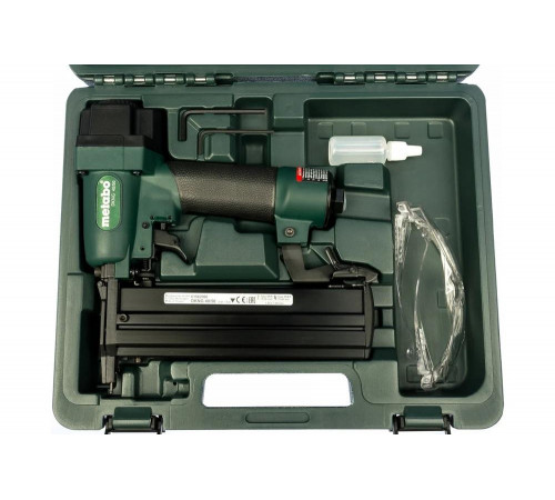Степлер пневматический METABO DKNG 40/50 (601562500) Степлер пневматический METABO DKNG 40/50 (601562500)