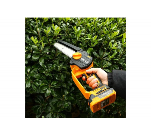 Пила цепная аккумуляторная DEKO DKCHS 20-6, 20В, 2x2.0Ач в кейсе 063-4481