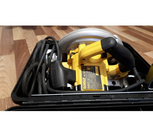 Дисковая пила DEWALT DWE 575 K