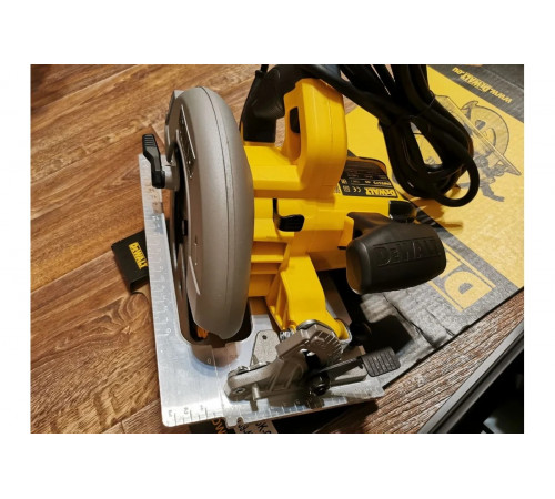 Дисковая пила DEWALT DWE 575 K