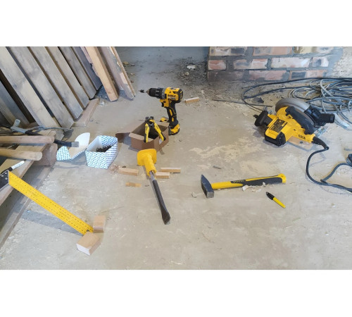 Дисковая пила DEWALT DWE 575 K