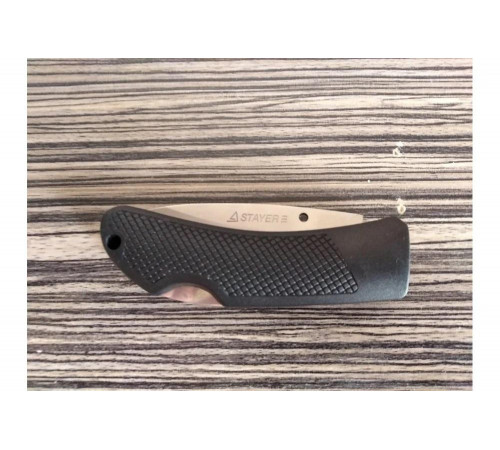 STAYER 75 мм, 2,35 мм, обрезиненная ручка, складной нож 47600-1_z01 STAYER 75 мм, 2,35 мм, обрезиненная ручка, складной нож 47600-1_z01