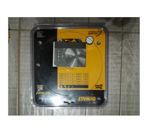 Диск пильный по дереву (184х16 мм) DEWALT DT 10302