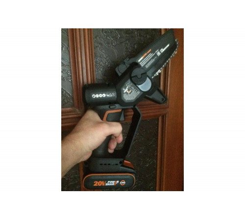 Аккумуляторная пила WORX WG325E Аккумуляторная пила WORX WG325E