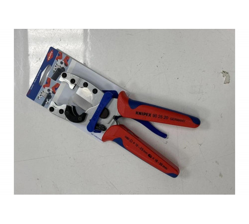 Труборез-ножницы для комбинированных многослойных труб KNIPEX 12 -25 мм L-210 мм KN-902520SB Труборез-ножницы для комбинированных многослойных труб KNIPEX 12 -25 мм L-210 мм KN-902520SB